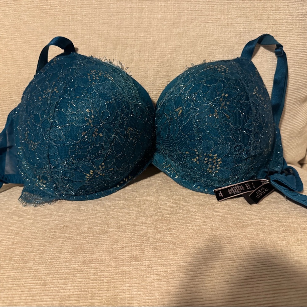 Victoria's Secret Teal Lace Push-Up Bra
